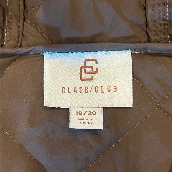 Class Club Quilted Jacket in Brown - Picture 2 of 7